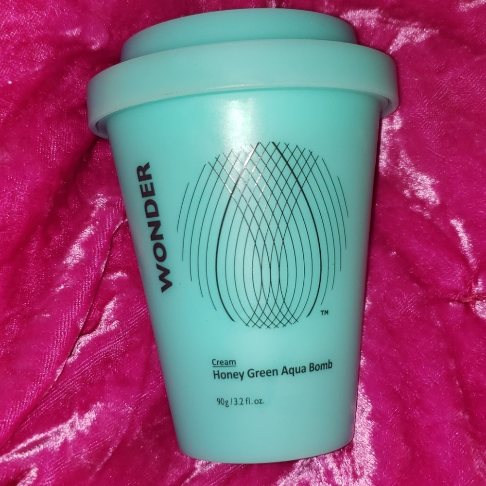 Honey Green Aqua Bomb Cream!